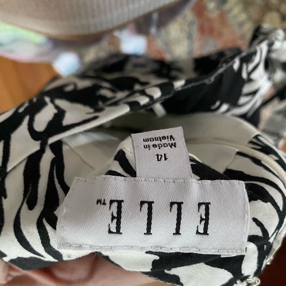 ELLE DRESS - Picture 6 of 6